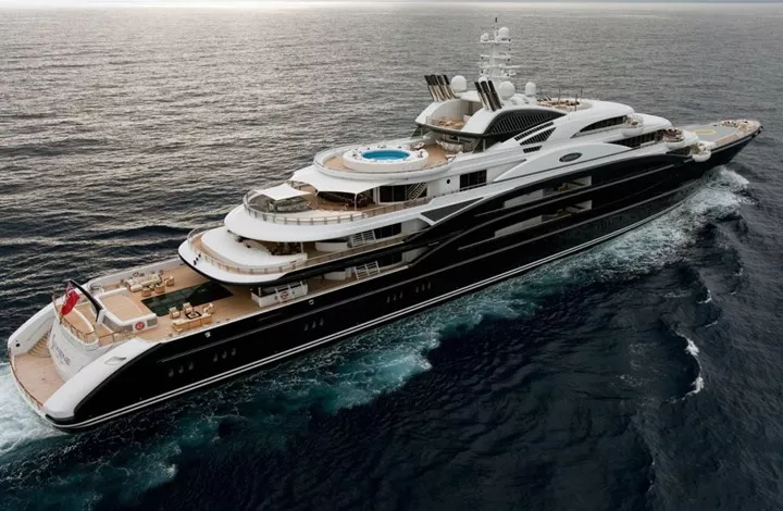 لمحة عن  ديكورات باخرة محمد بن سلمان في السعودية