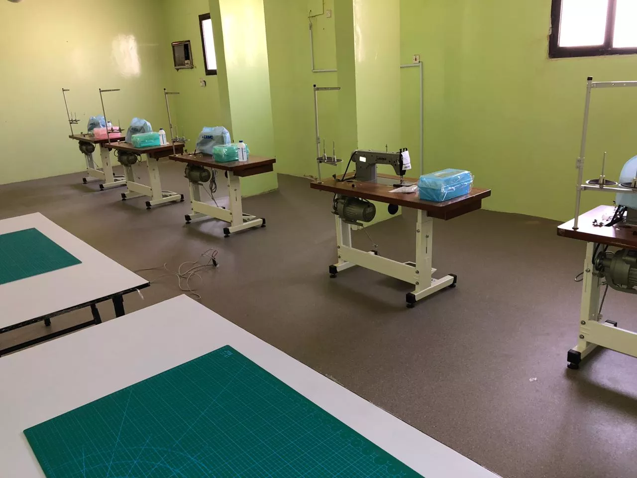 تصميم مشغل نسائي خطوة بخطوة 