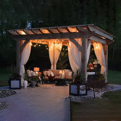 Landscapes and garden decorations